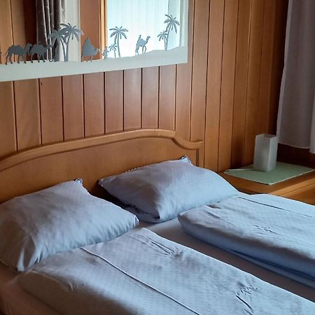 Ferienwohnung Hutzfeld Tammi オーバーアウドルフ エクステリア 写真